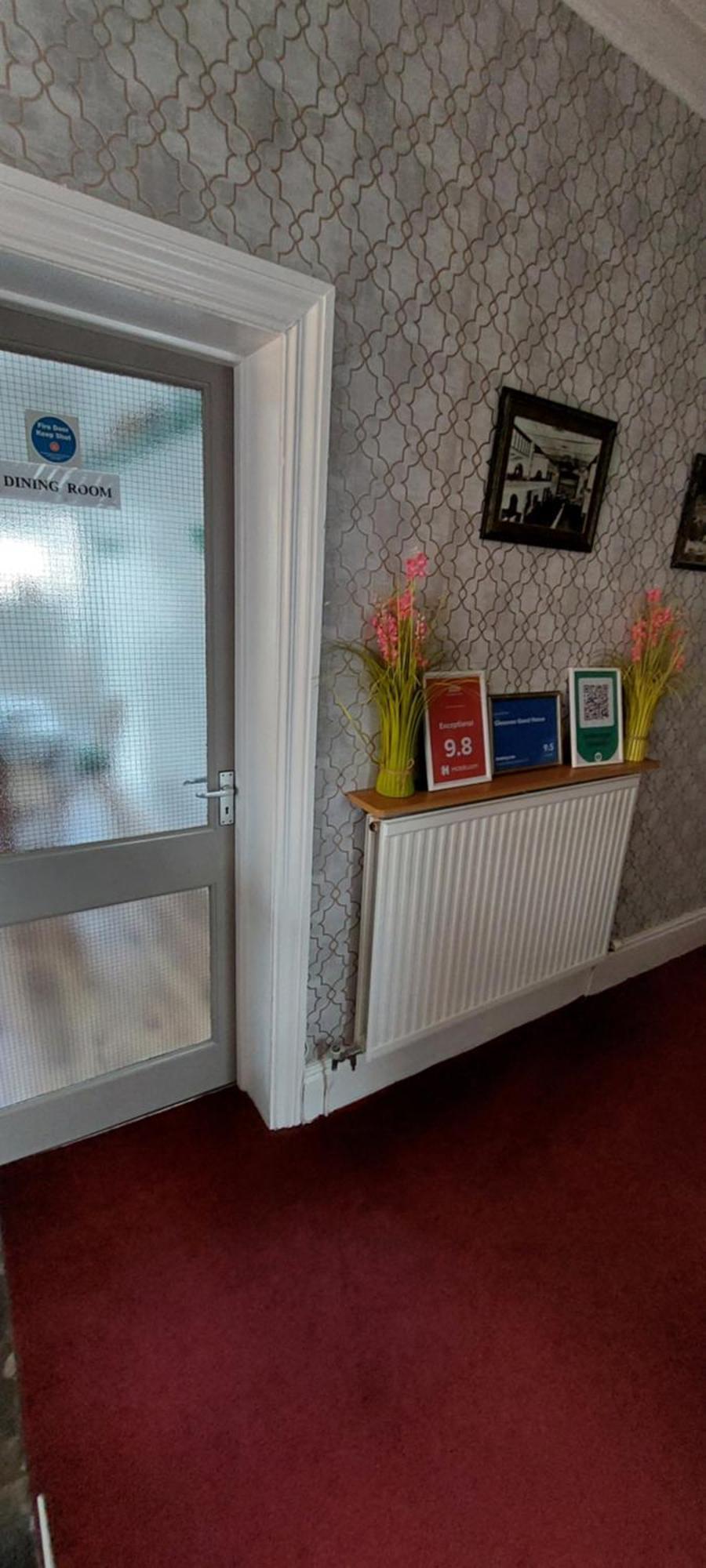 Glenavon Guest House Llandudno Bagian luar foto