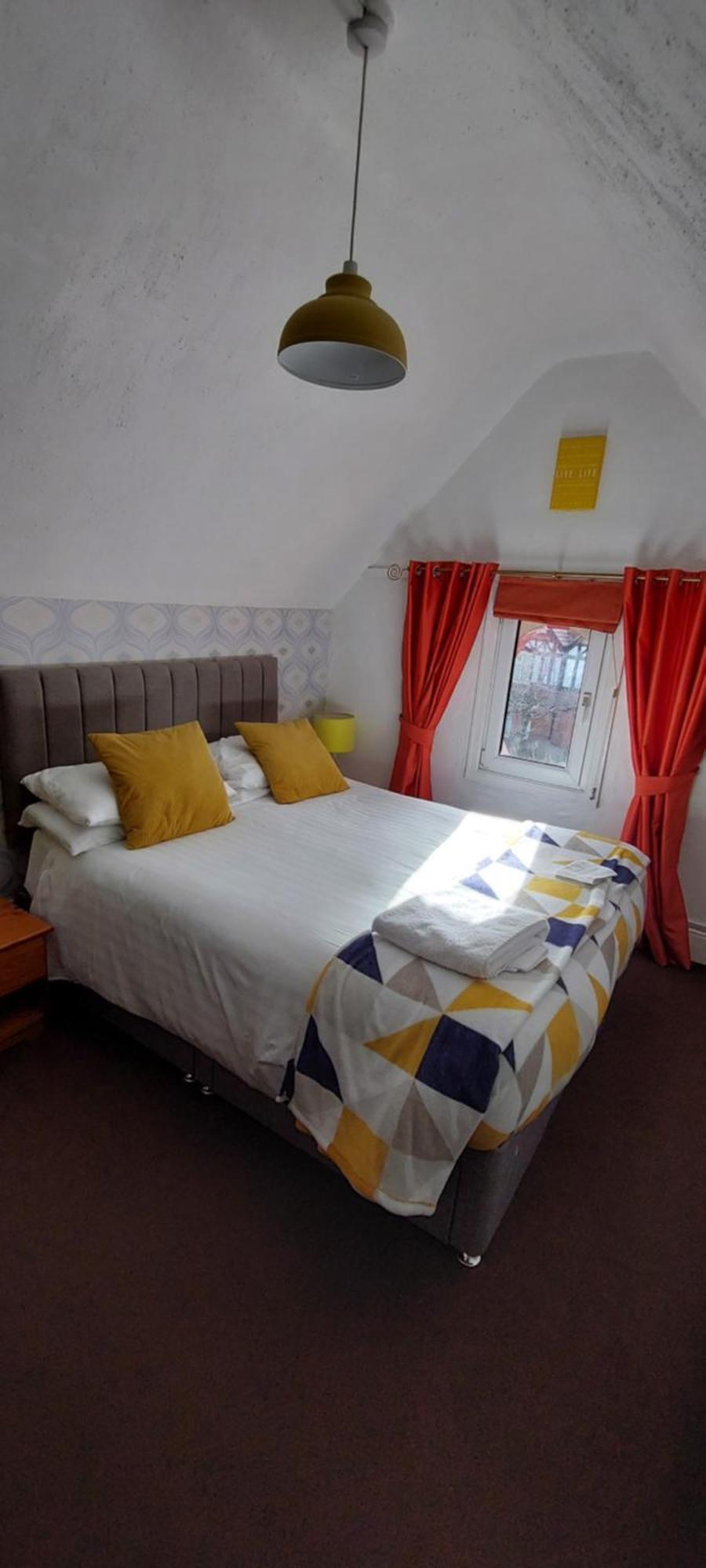 Glenavon Guest House Llandudno Bagian luar foto