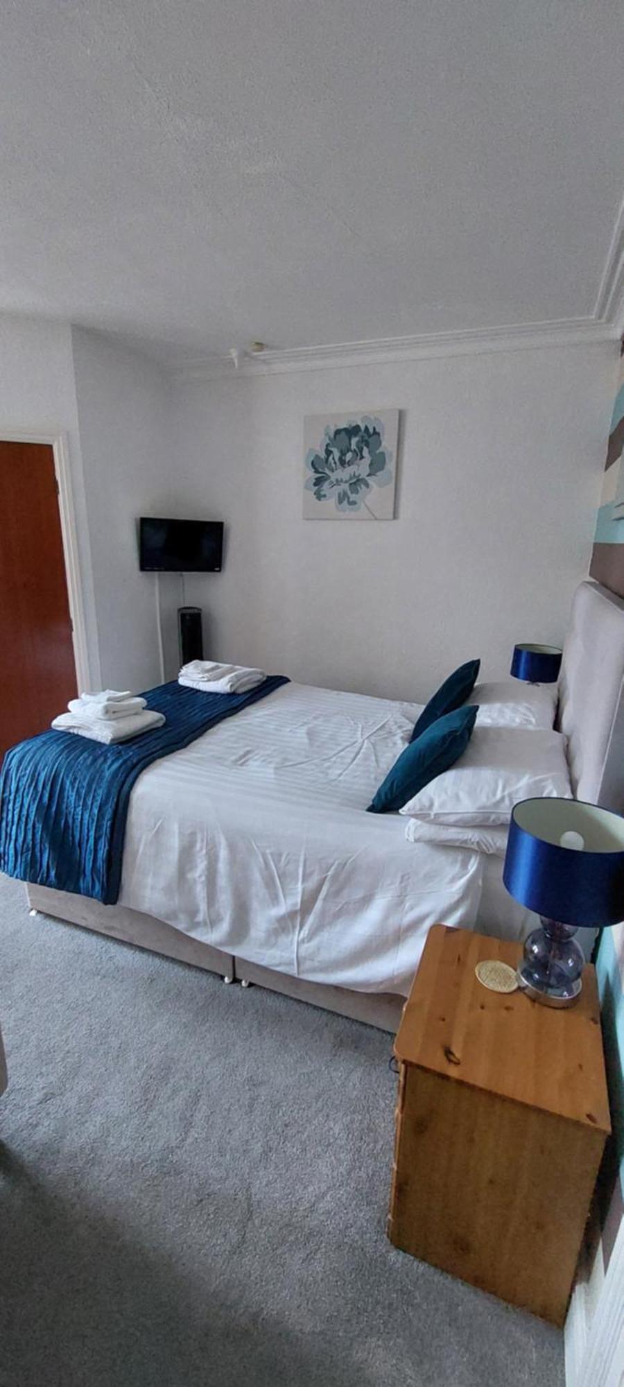 Glenavon Guest House Llandudno Bagian luar foto