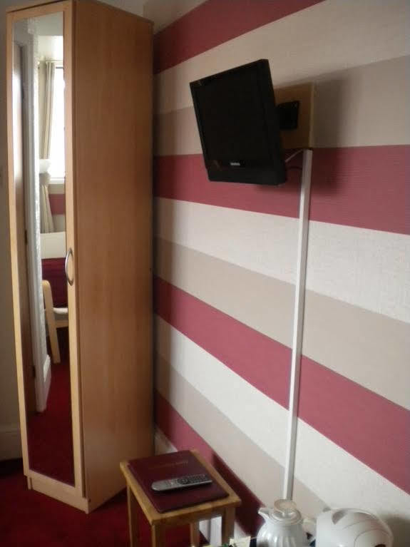 Glenavon Guest House Llandudno Bagian luar foto